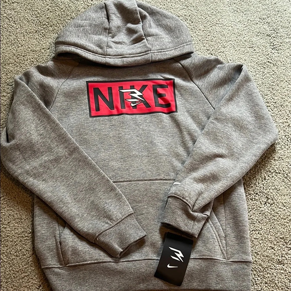 Nike Kids Hoodie in Gray with Red Logo - Picture 3 of 6